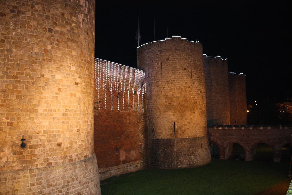 Chambres D'Hotes Noir Lion Péronne Εξωτερικό φωτογραφία